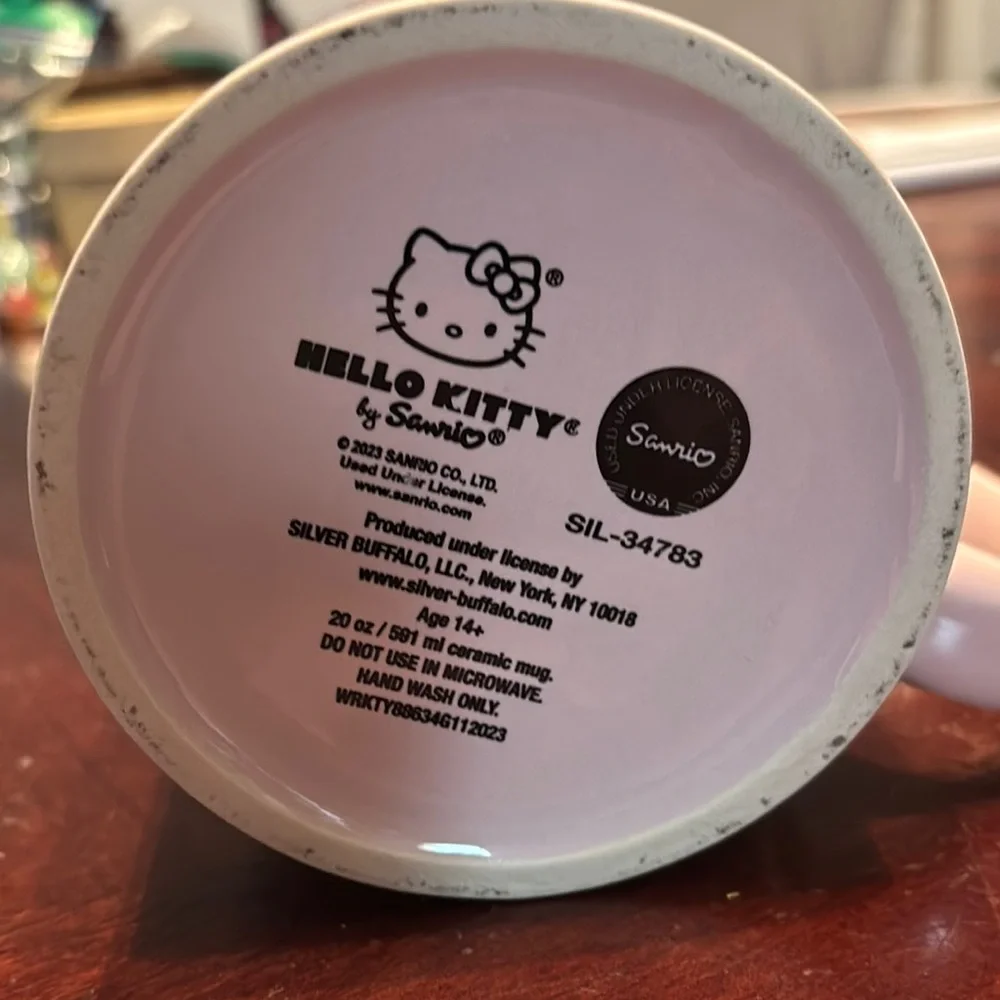 Hello Kitty Pink Character Mug with Glitter Accents 20oz NWOT - Picture 3 of 3